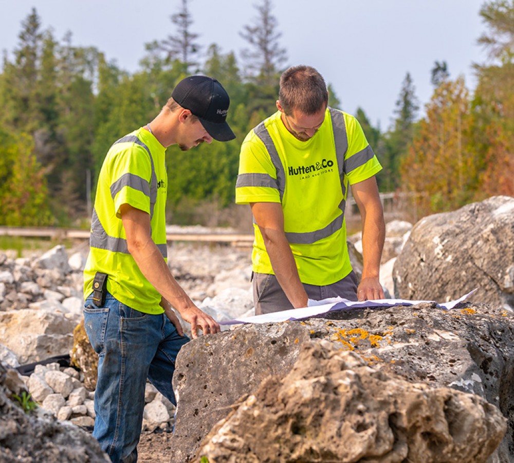 Two workers discussing about a project